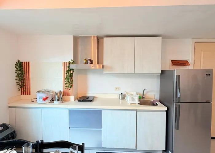 Azure Staycation Deluxe Unit 1615 Aparthotel *