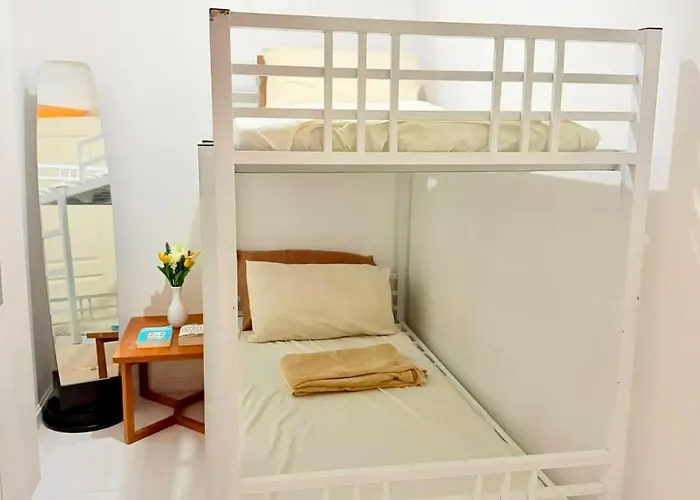 Azure Staycation Deluxe Unit 1615 *