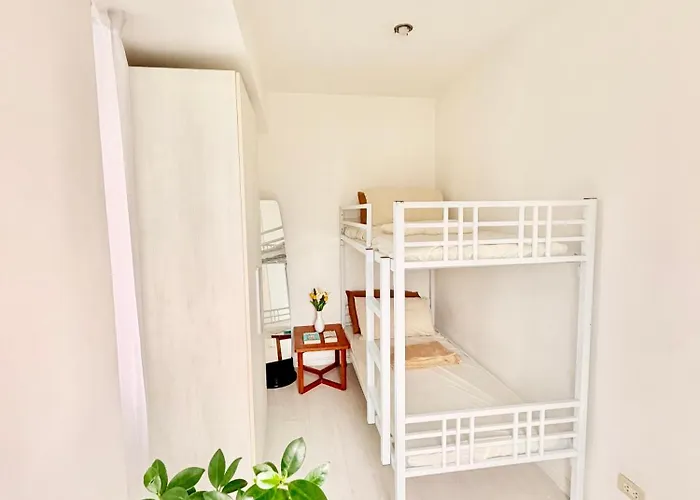 Azure Staycation Deluxe Unit 1615 Aparthotel *